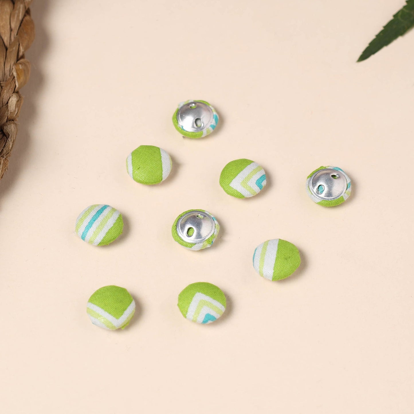 Buttonbaaz Handmade Fabric Button Small