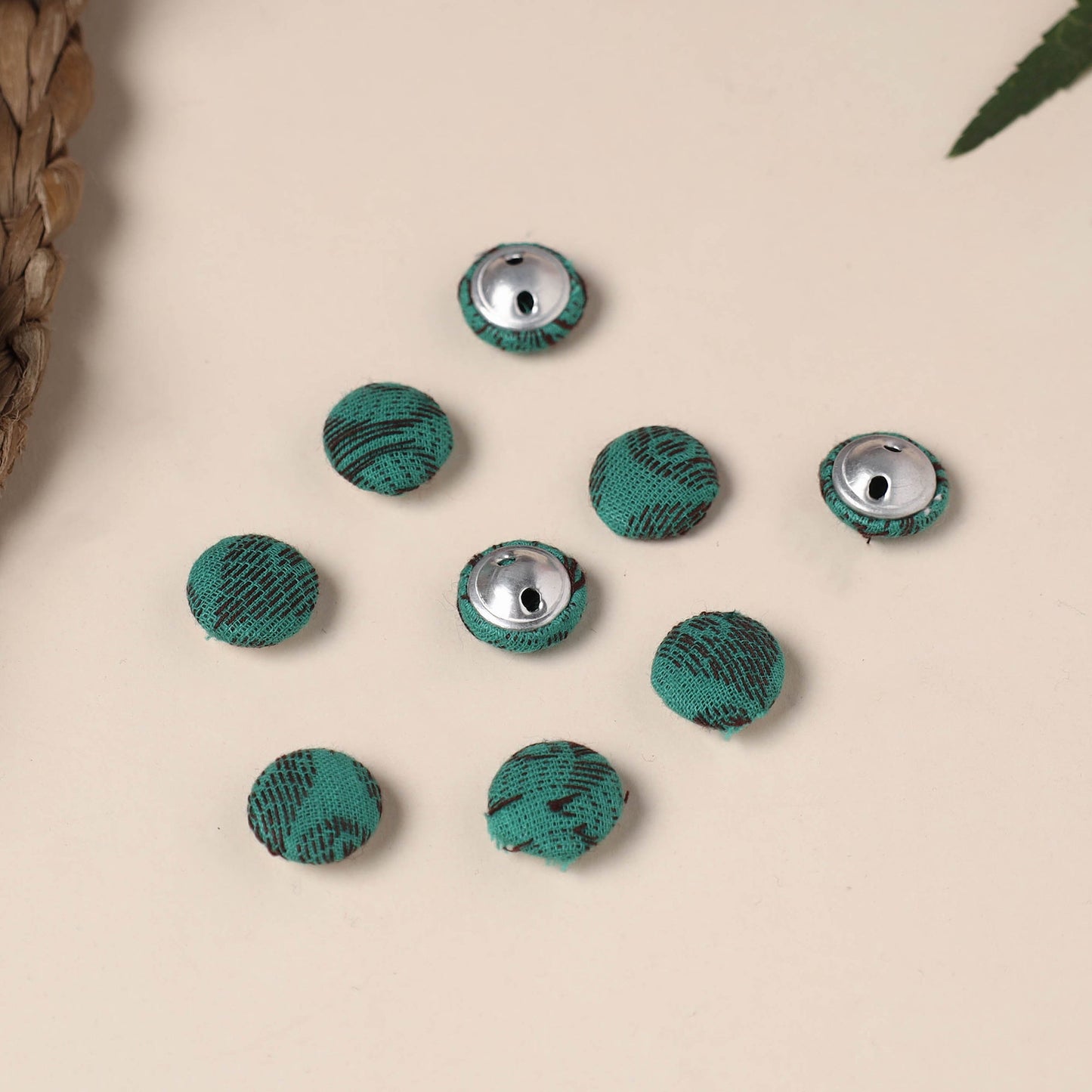 Buttonbaaz Handmade Fabric Button Small