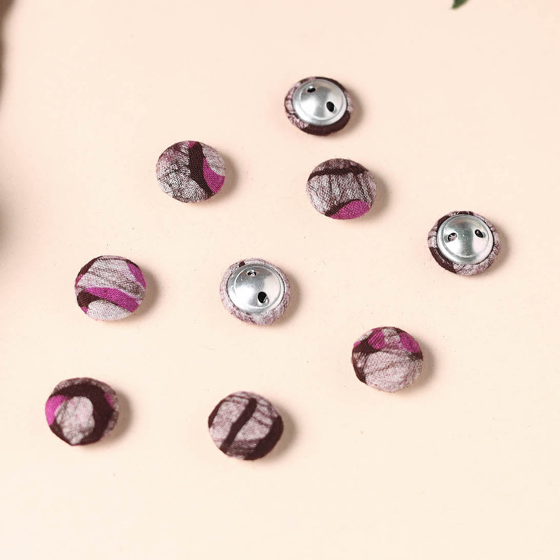 Buttonbaaz Handmade Fabric Button Small