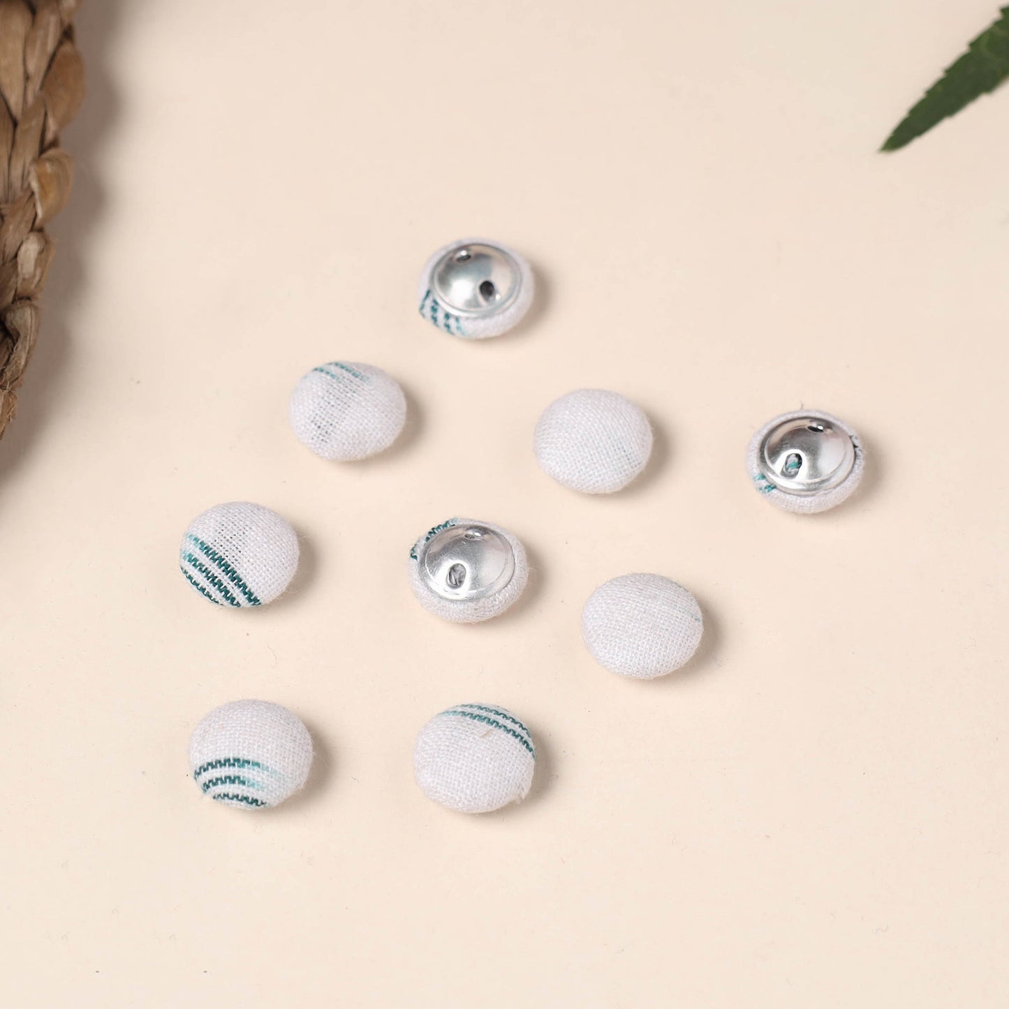 Buttonbaaz Handmade Fabric Button Small