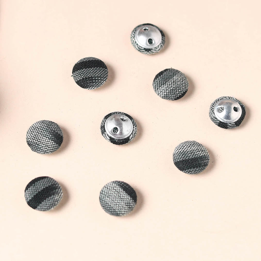 Buttonbaaz Handmade Fabric Button Small