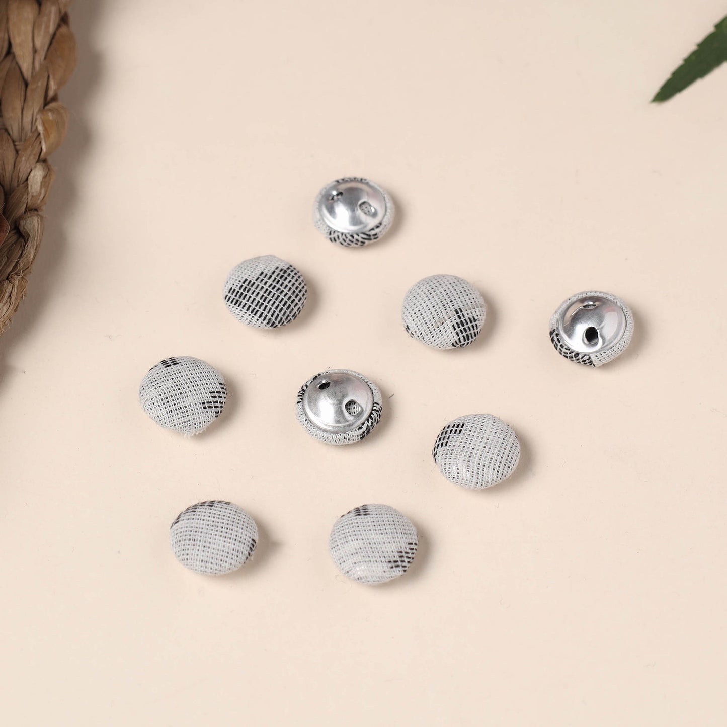 Buttonbaaz Handmade Fabric Button Small