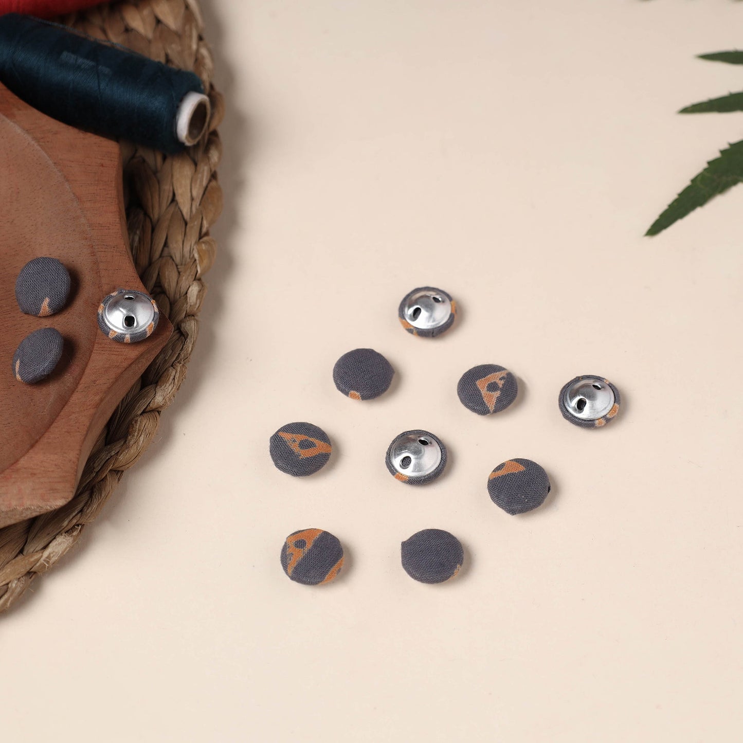 Buttonbaaz Handmade Fabric Button Small