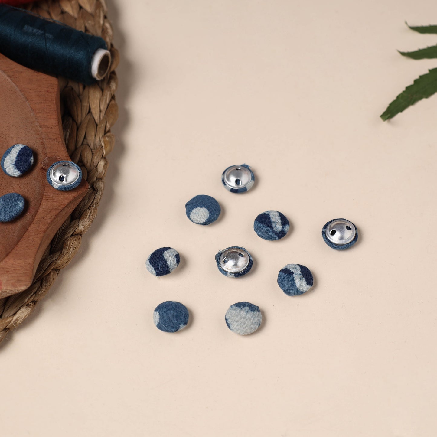 Buttonbaaz Handmade Fabric Button Small