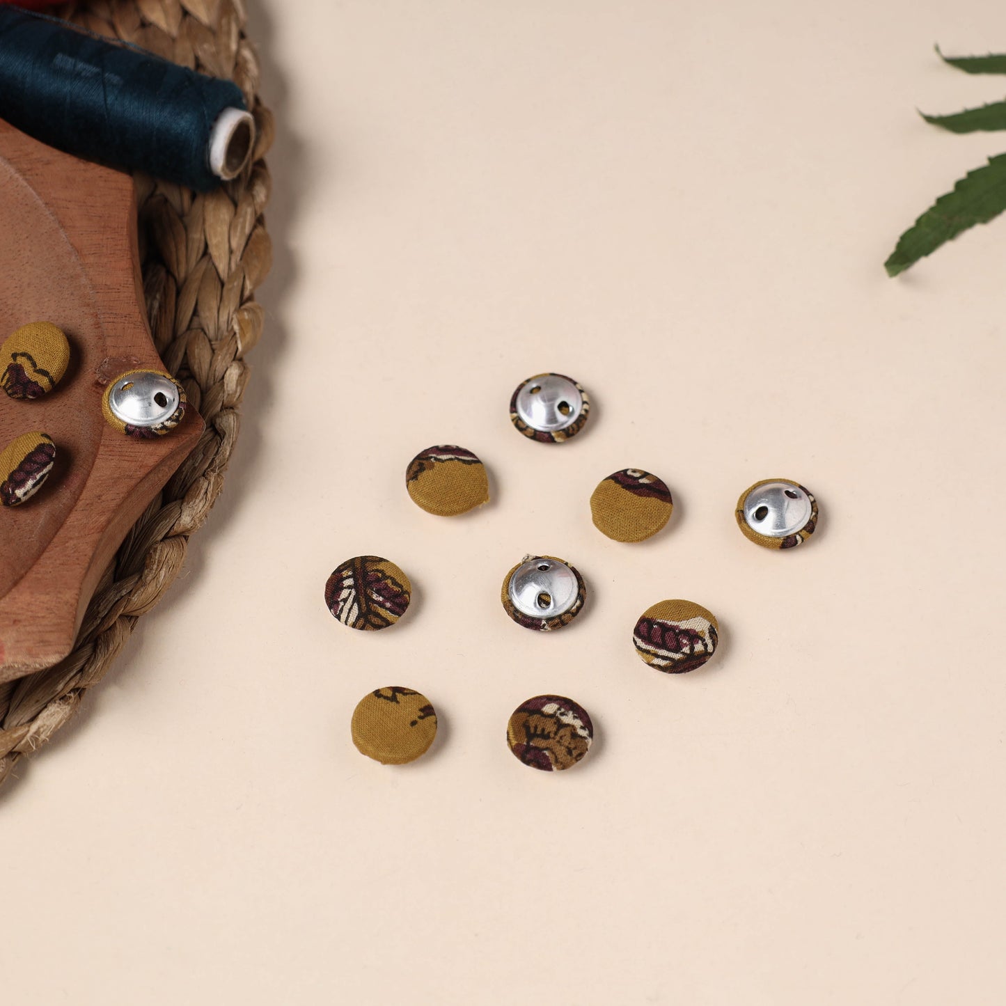 Buttonbaaz Handmade Fabric Button Small