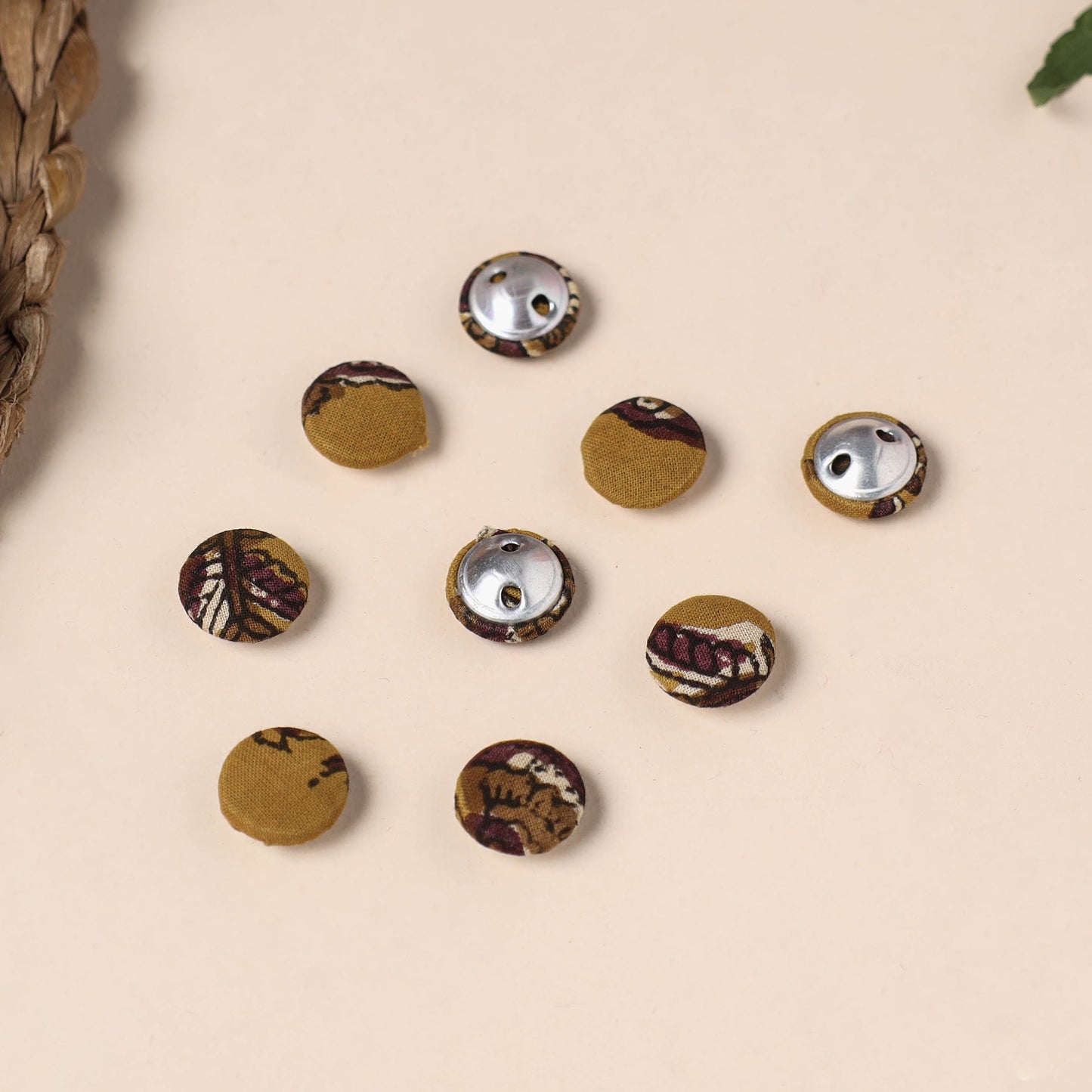 Buttonbaaz Handmade Fabric Button Small