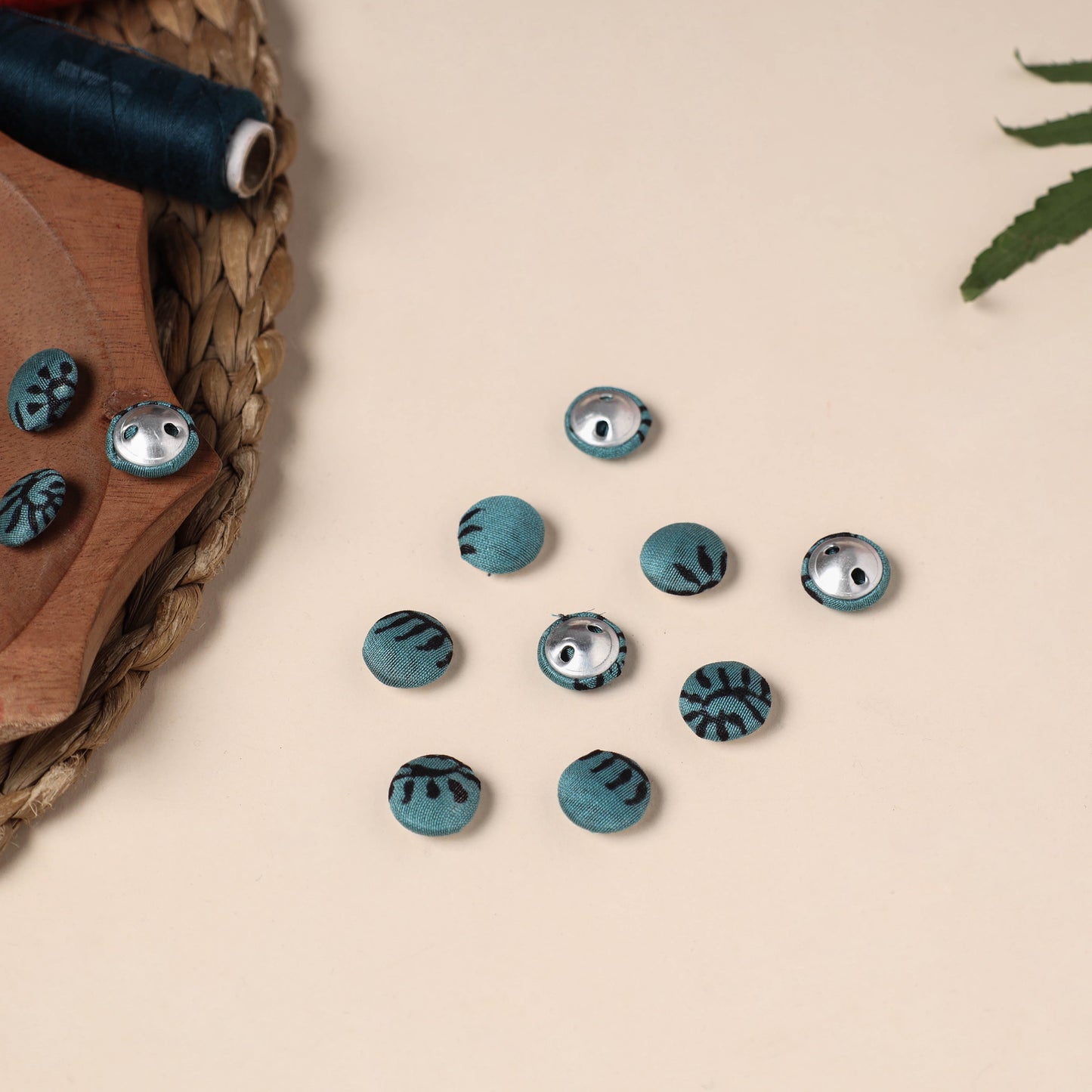 Buttonbaaz Handmade Fabric Button Small