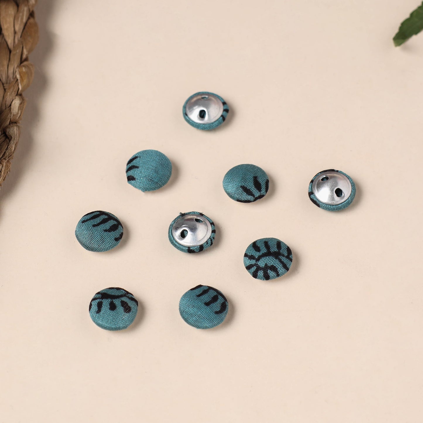 Buttonbaaz Handmade Fabric Button Small