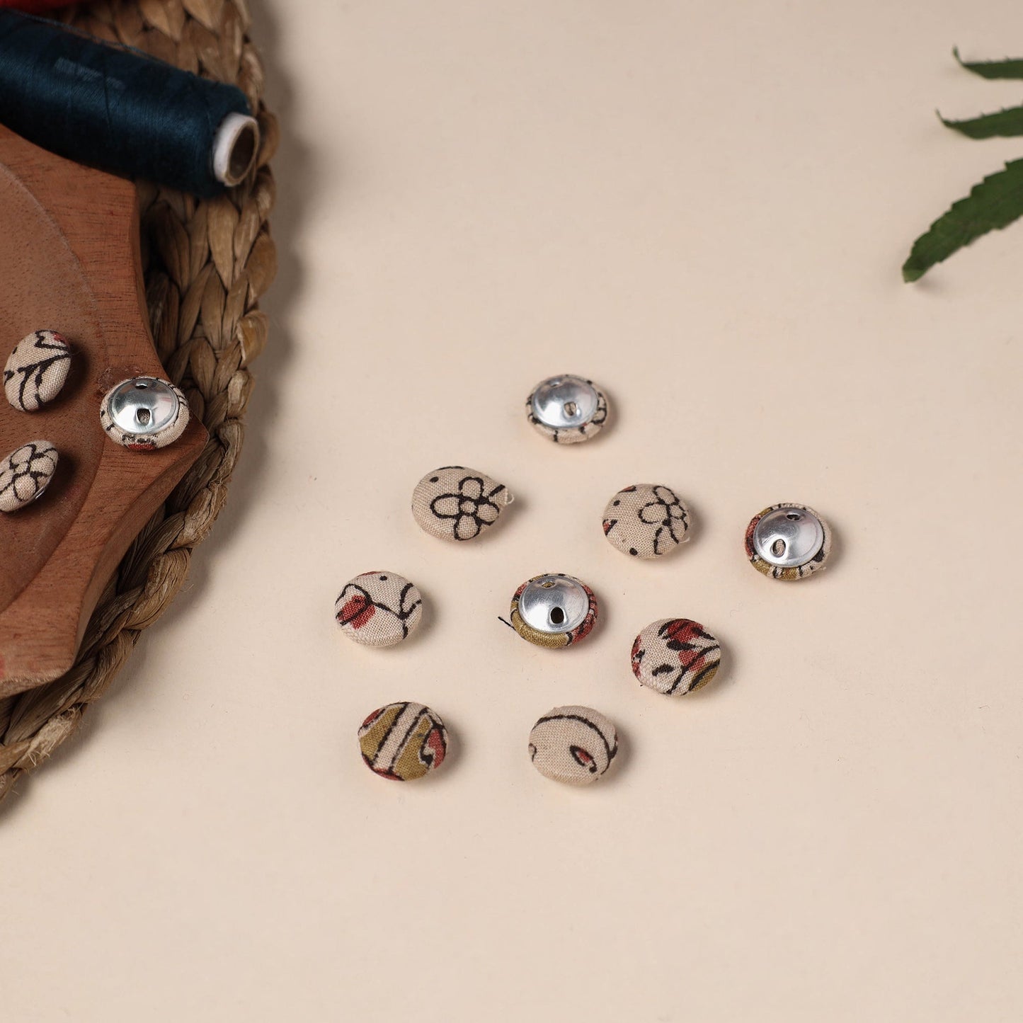 Buttonbaaz Handmade Fabric Button Small