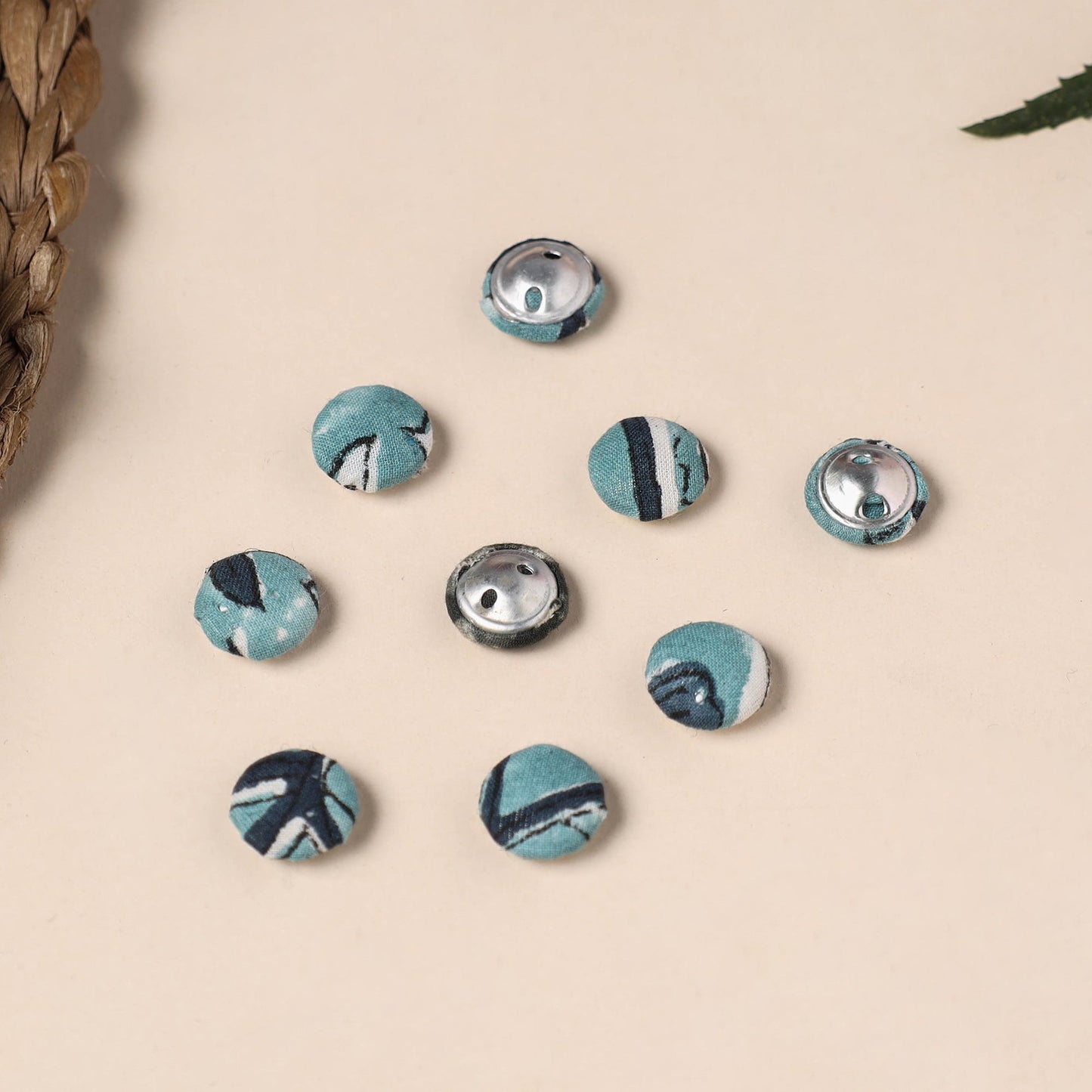 Buttonbaaz Handmade Fabric Button Small