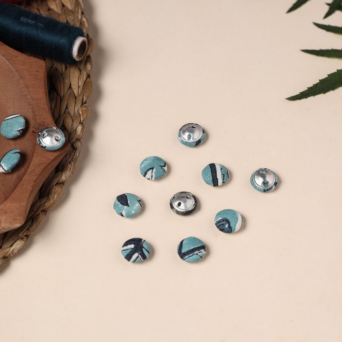 Buttonbaaz Handmade Fabric Button Small
