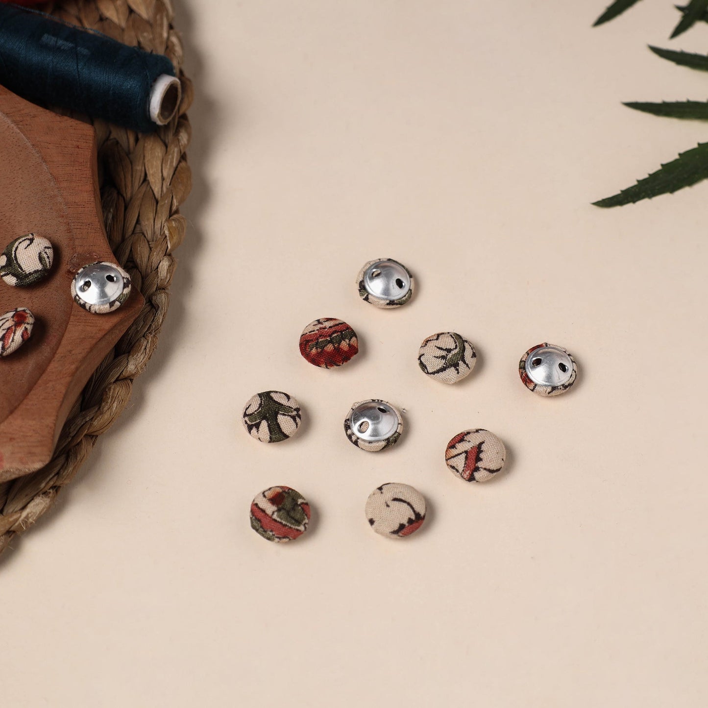 Buttonbaaz Handmade Fabric Button Small