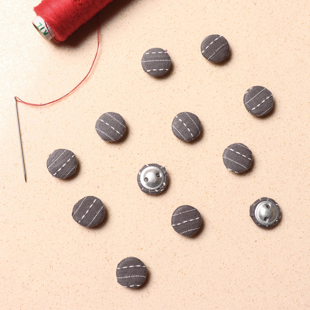 Buttonbaaz Handmade Fabric Button