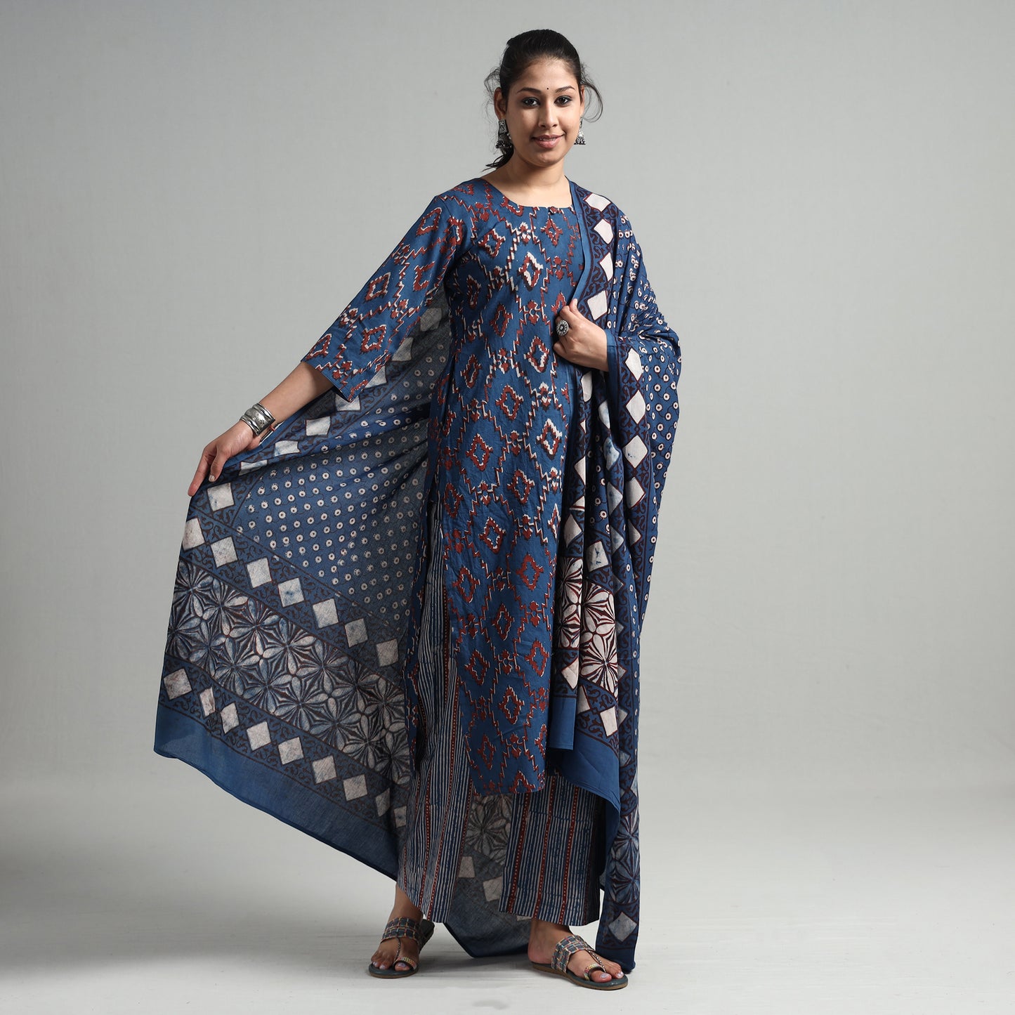 Pipad Kurta with Palazzo & Dupatta Set
