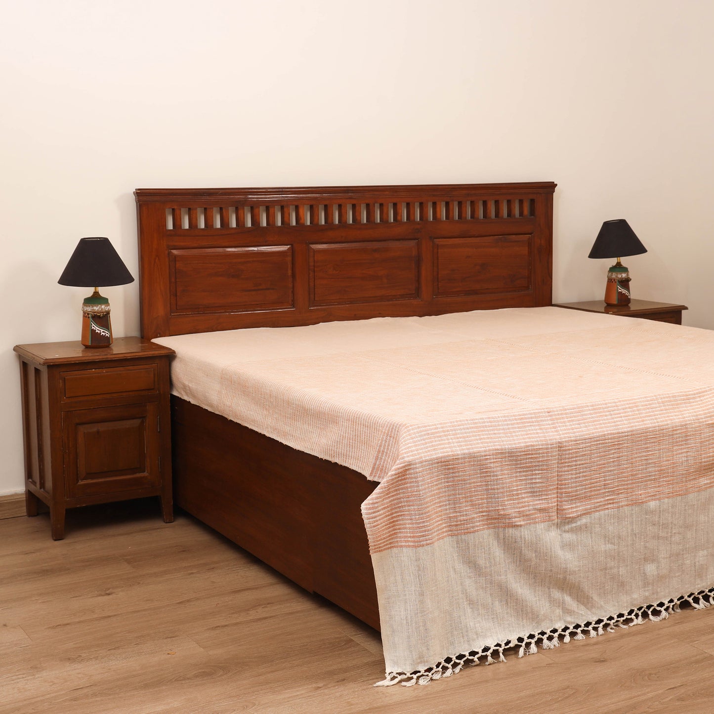 Bijnor Pure Handloom Cotton Double Bed Sheet (108 x 90 in) 36