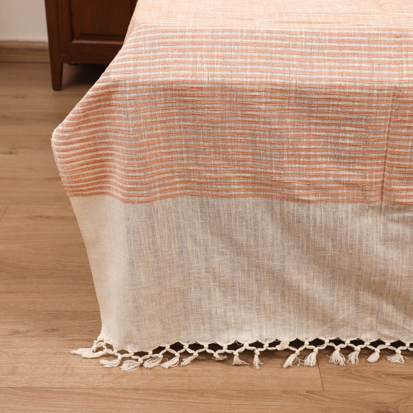 Bijnor Pure Handloom Cotton Double Bed Sheet (108 x 90 in) 36