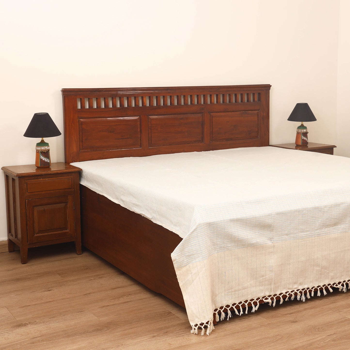 Bijnor Pure Handloom Cotton Double Bed Sheet (108 x 90 in) 43