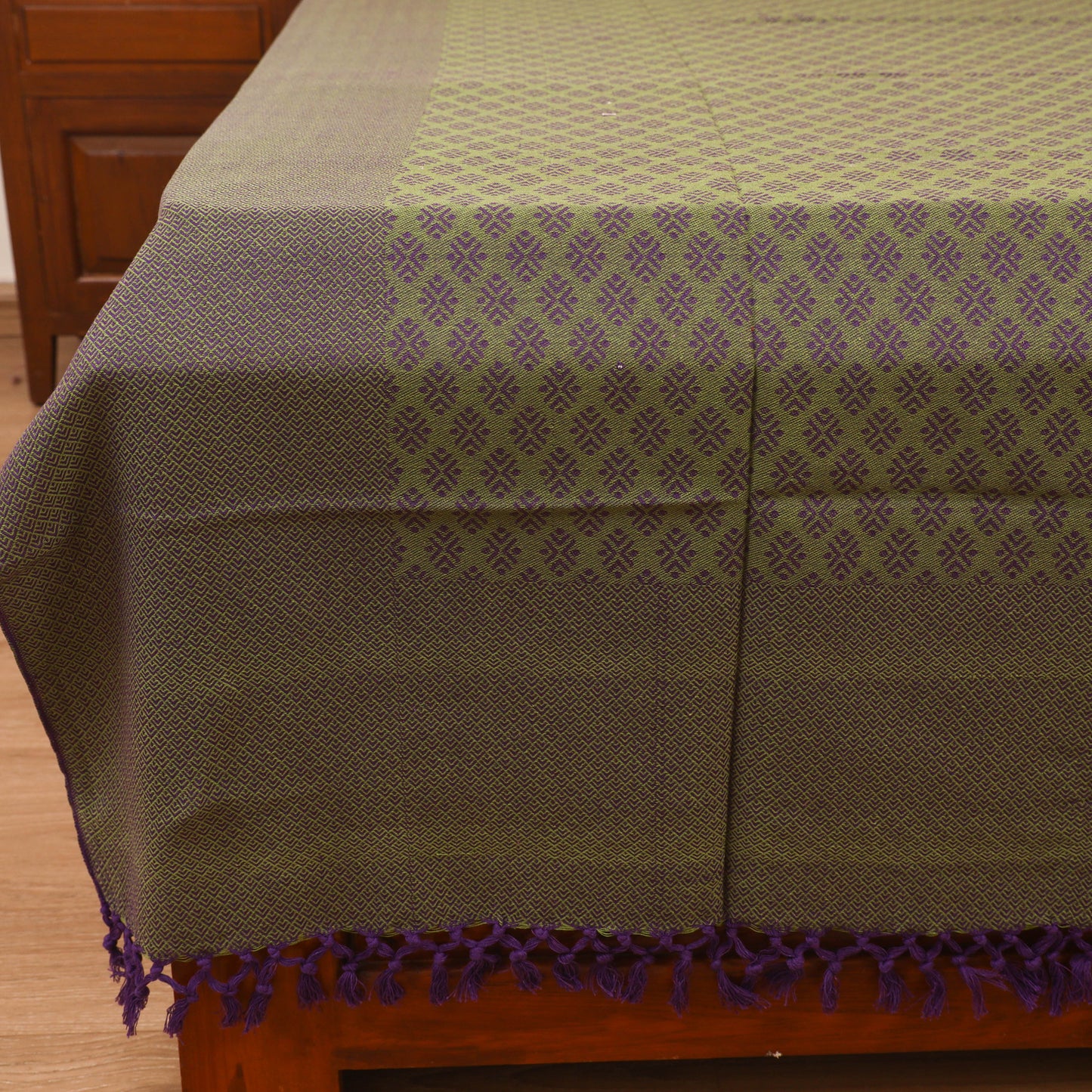 Bijnor Pure Handloom Cotton Double Bed Sheet (96 x 76 in) 65