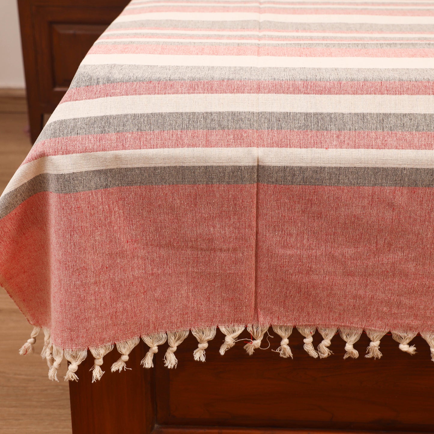Bijnor Pure Handloom Cotton Single Bed Sheet (90 x 60 in) 96