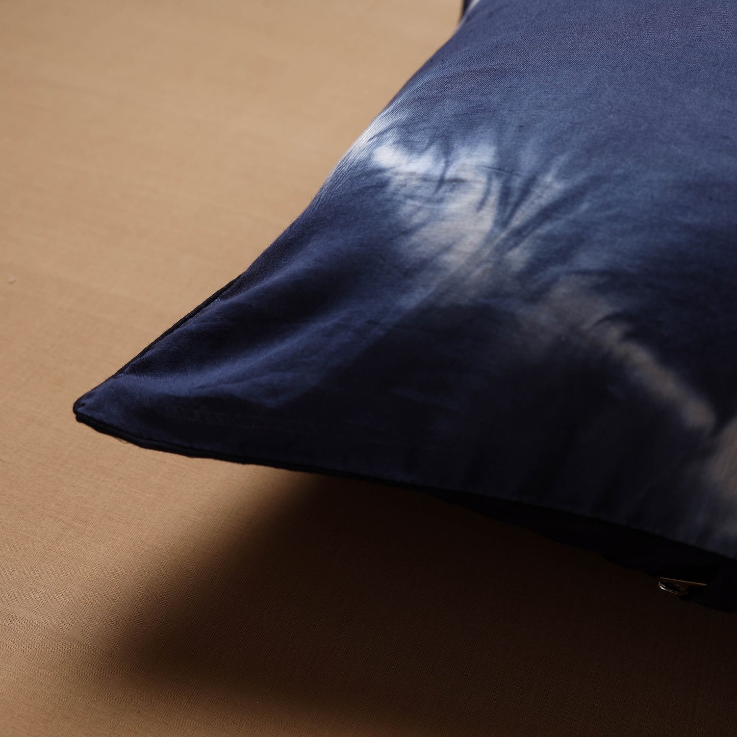Shibori Tie-Dye Cushion Cover (16 x 16 in) 18