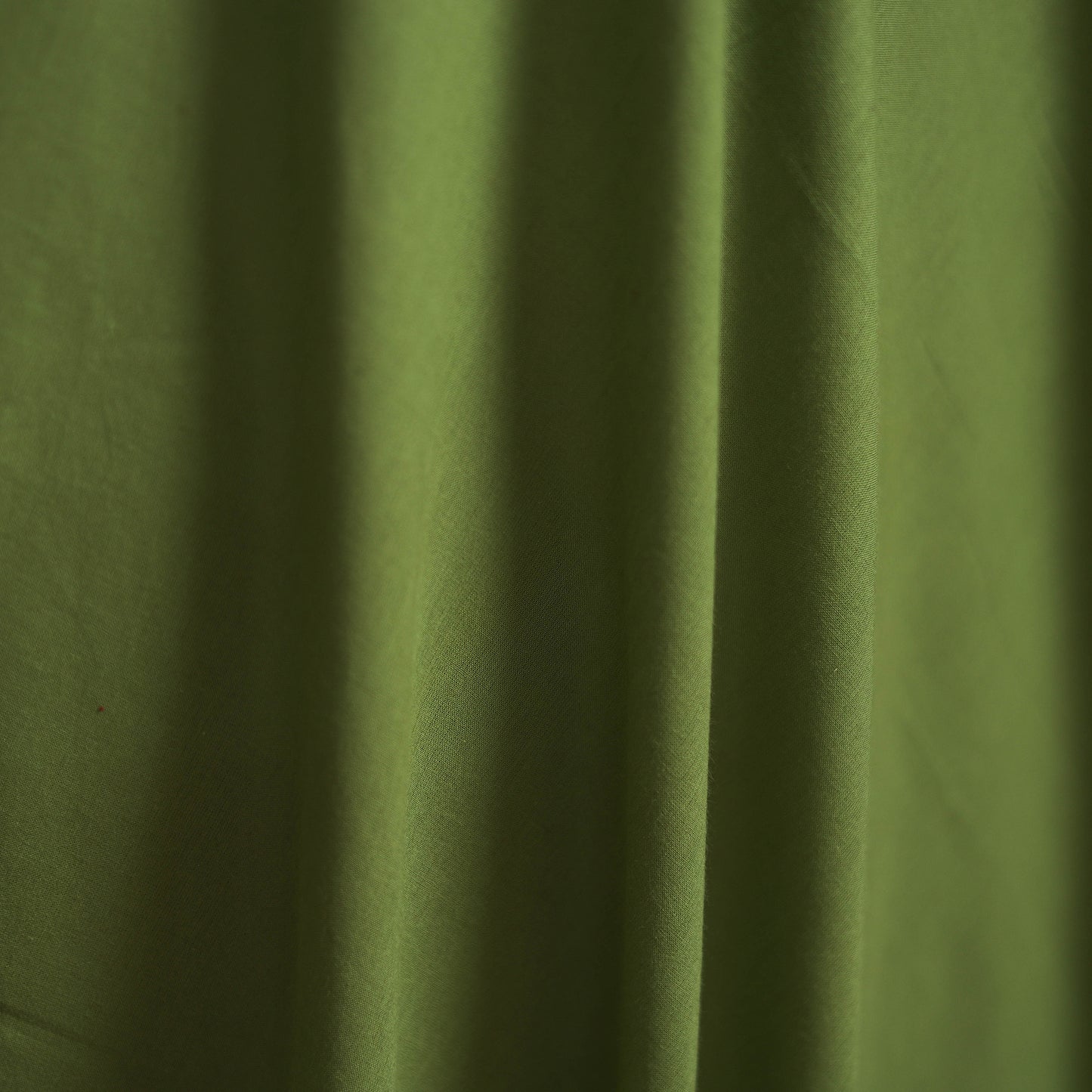 Green - Prewashed Cotton Plain Fabric 32