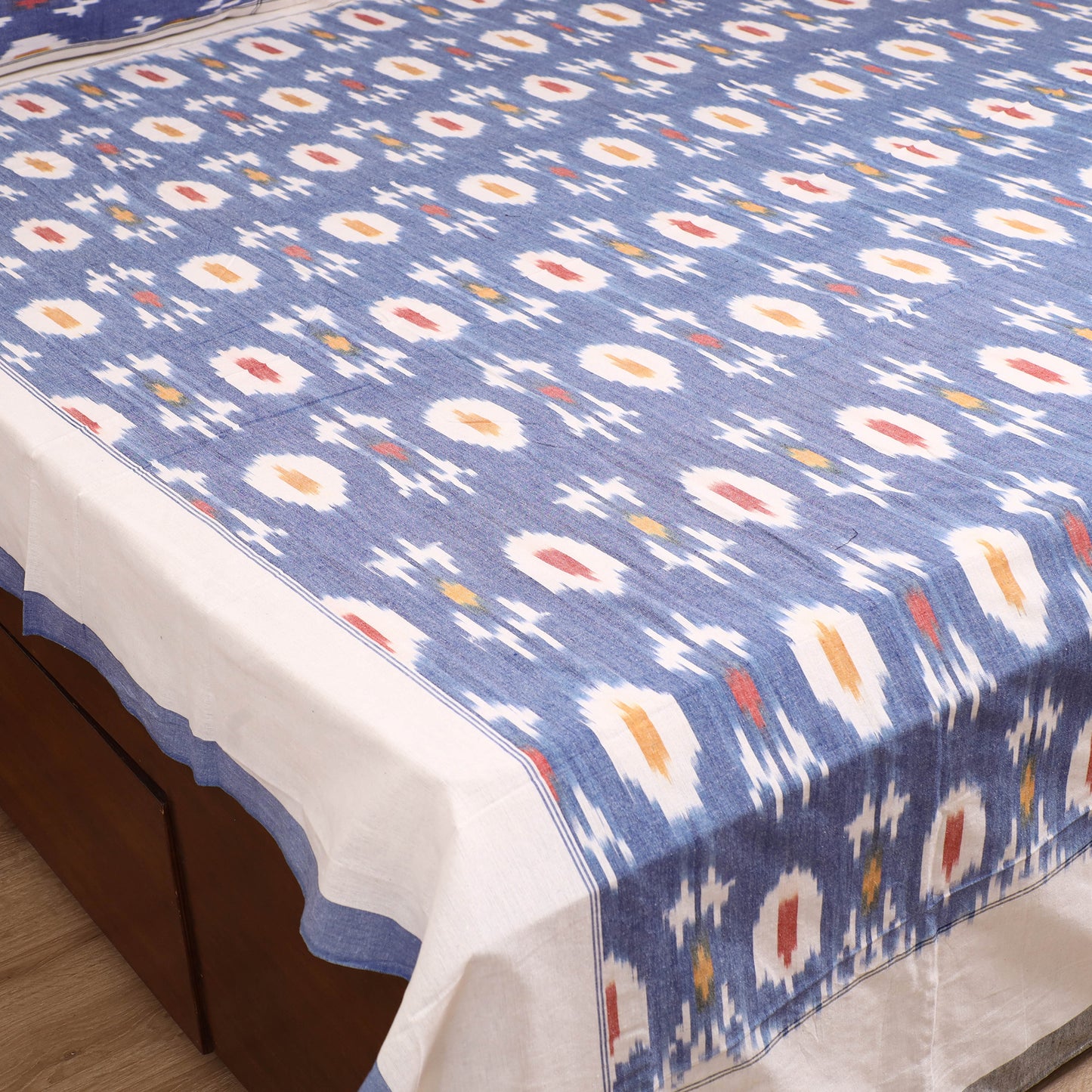 Pochampally Ikat Weave Cotton Double Bedsheet Set (108 x 90 in) 28