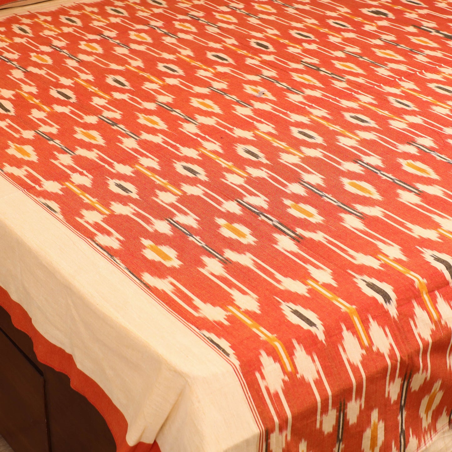 Pochampally Ikat Weave Cotton Double Bedsheet Set (108 x 90 in) 33