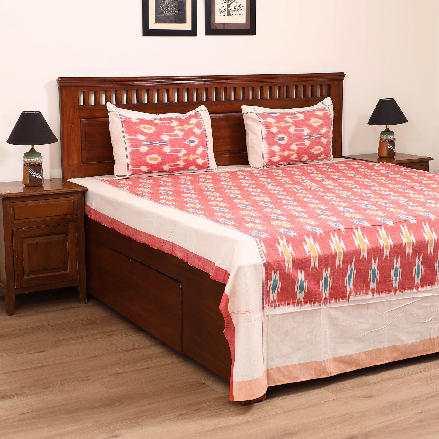 Pochampally Ikat Weave Cotton Double Bedsheet Set (108 x 90 in) 37