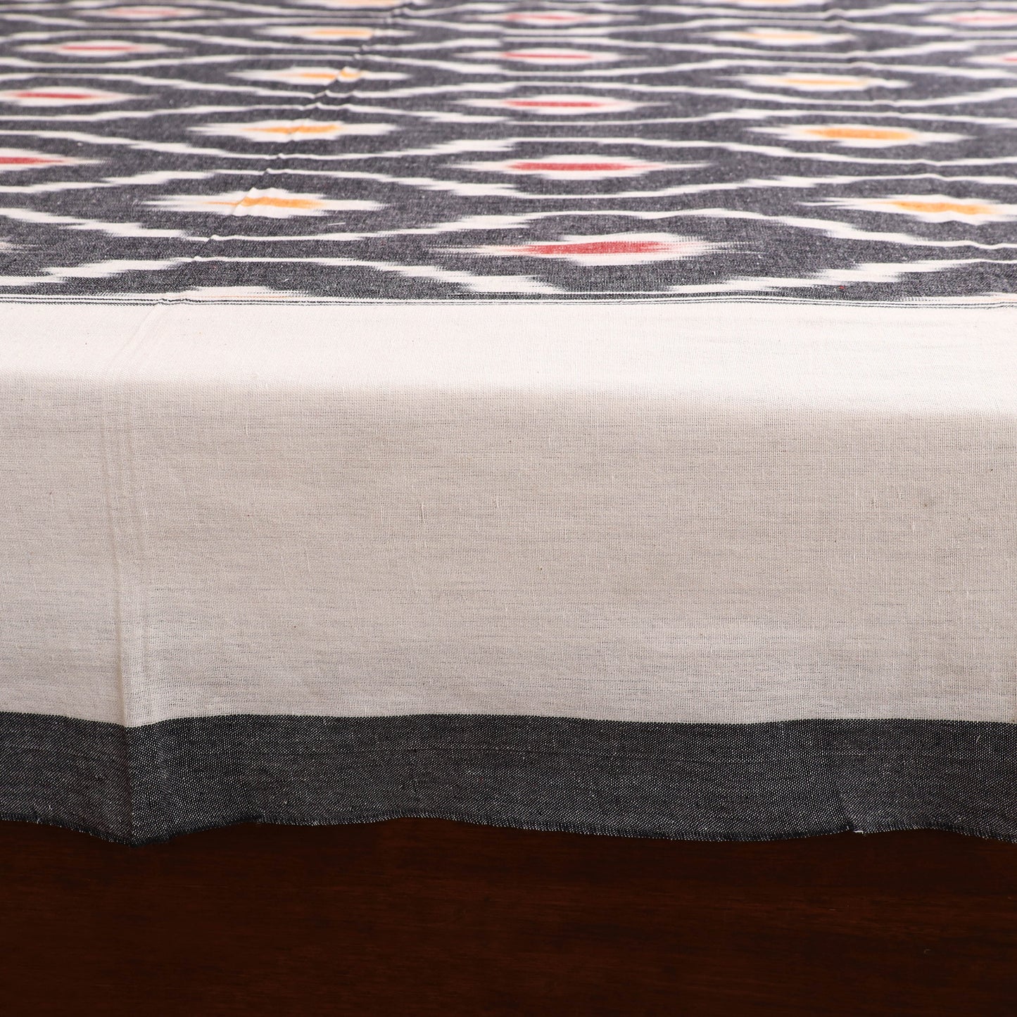 Pochampally Ikat Weave Cotton Double Bedsheet Set (108 x 90 in) 39