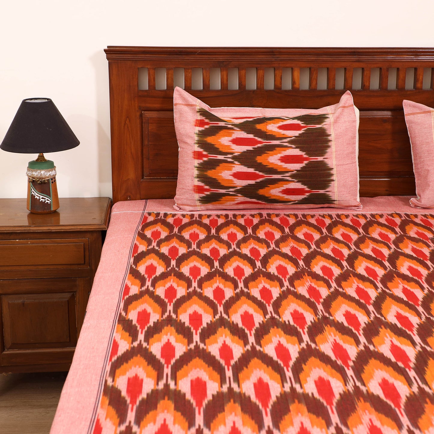 Pochampally Ikat Weave Cotton Double Bedsheet Set (108 x 90 in) 42