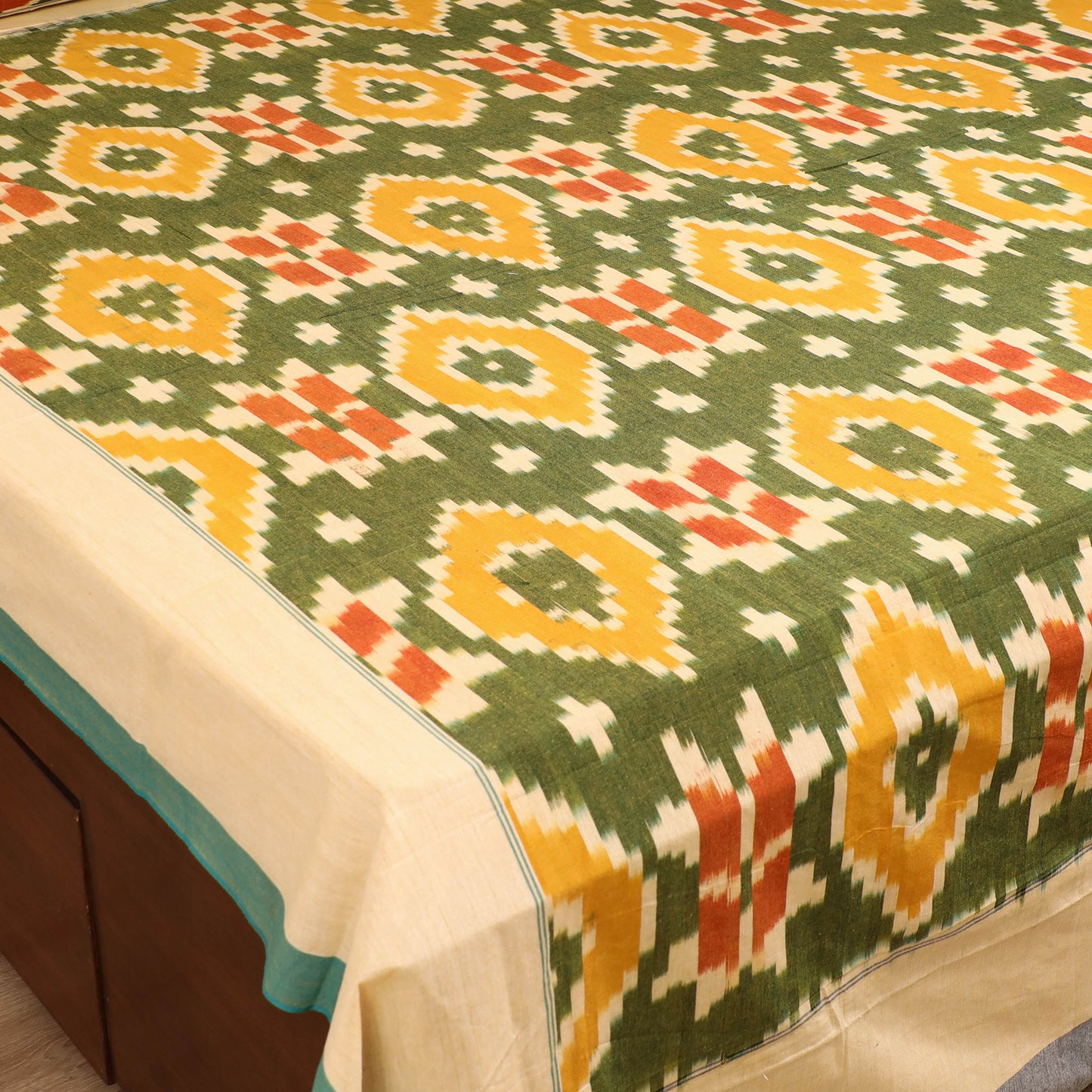 Pochampally Ikat Weave Cotton Double Bedsheet Set (108 x 90 in) 43