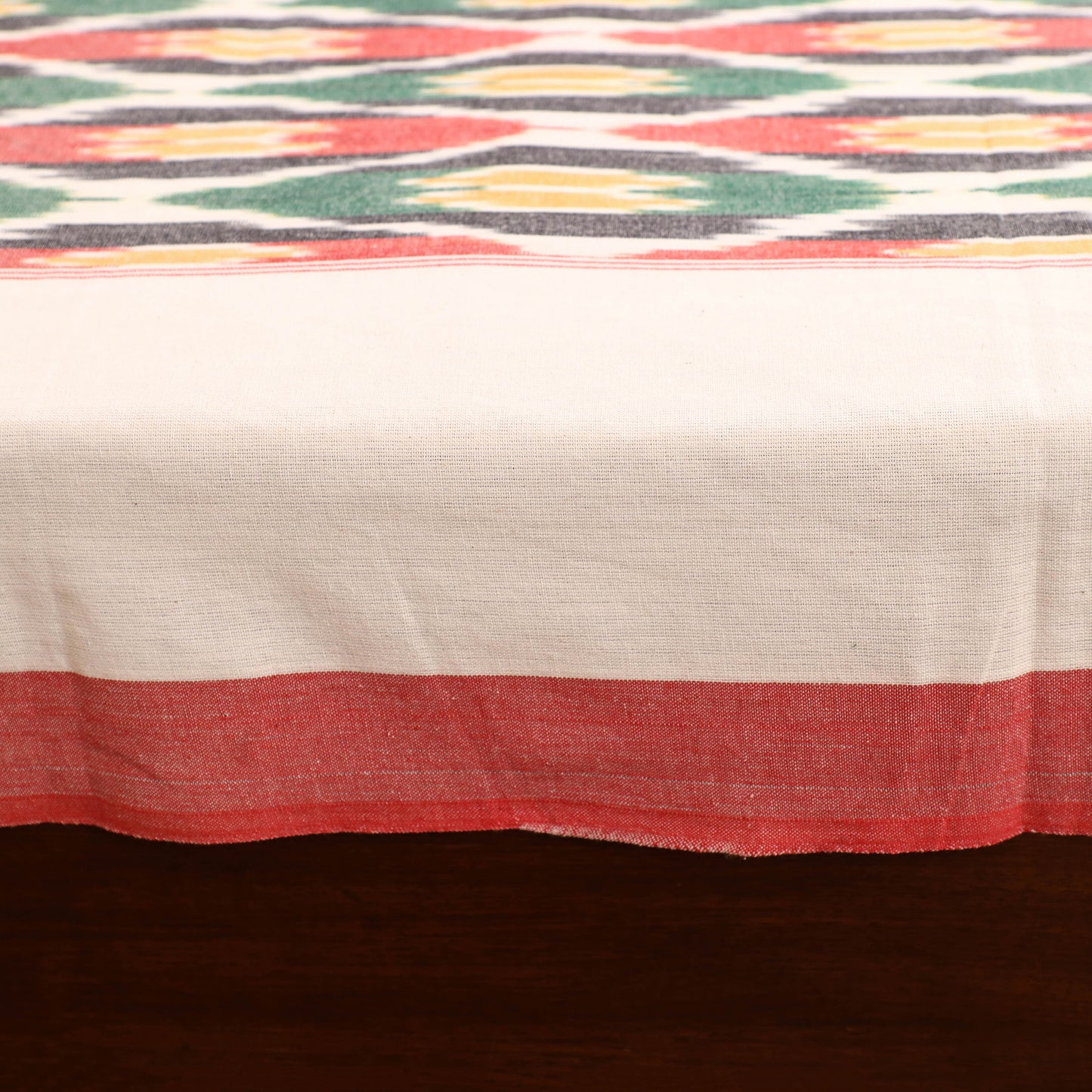 Pochampally Ikat Weave Cotton Single Bedsheet (90 x 60 in) 01