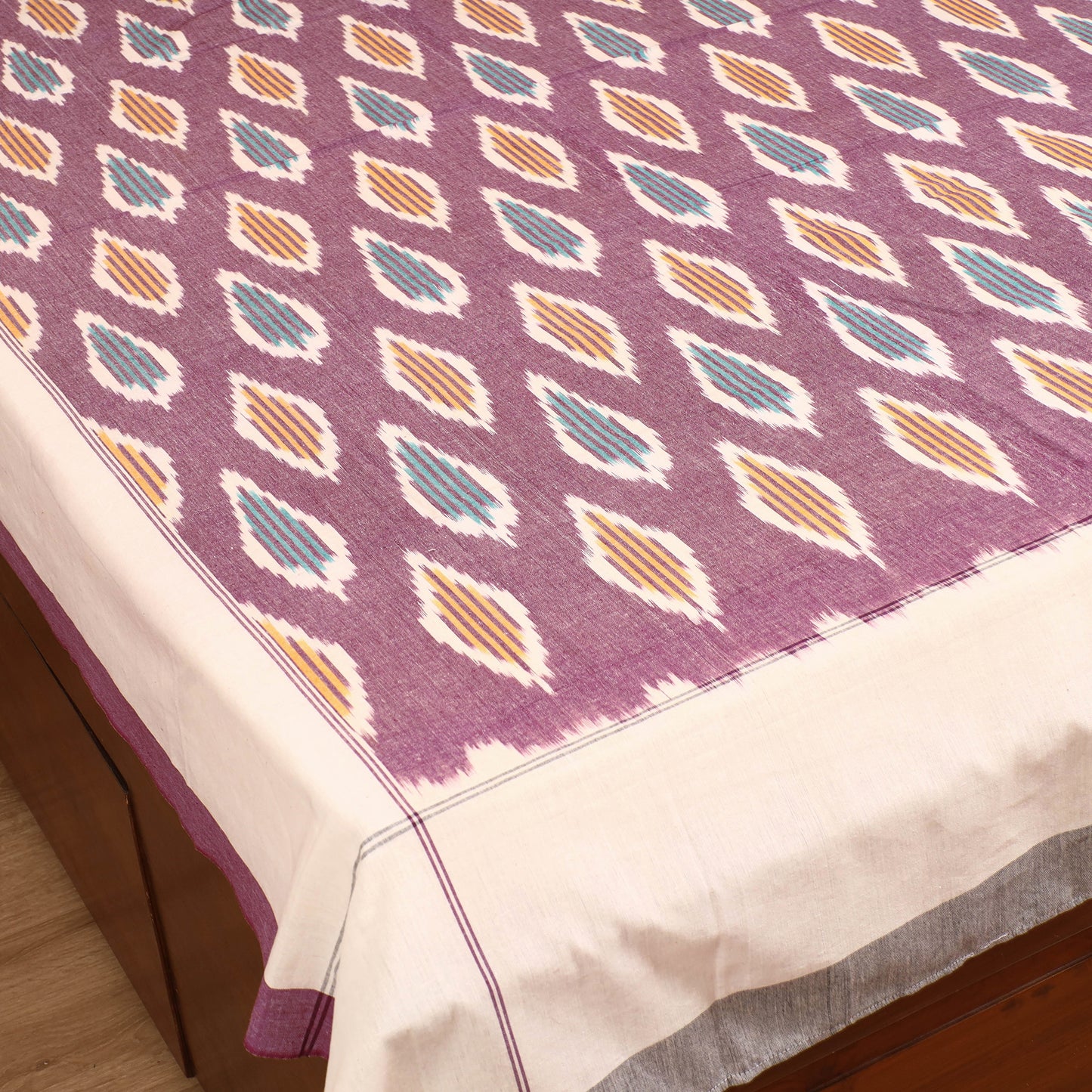 Pochampally Ikat Weave Cotton Single Bedsheet (90 x 60 in) 03