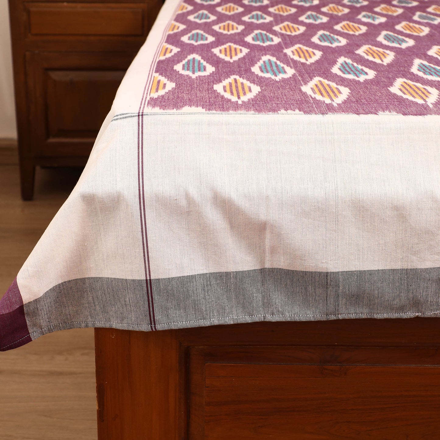 Pochampally Ikat Weave Cotton Single Bedsheet (90 x 60 in) 03