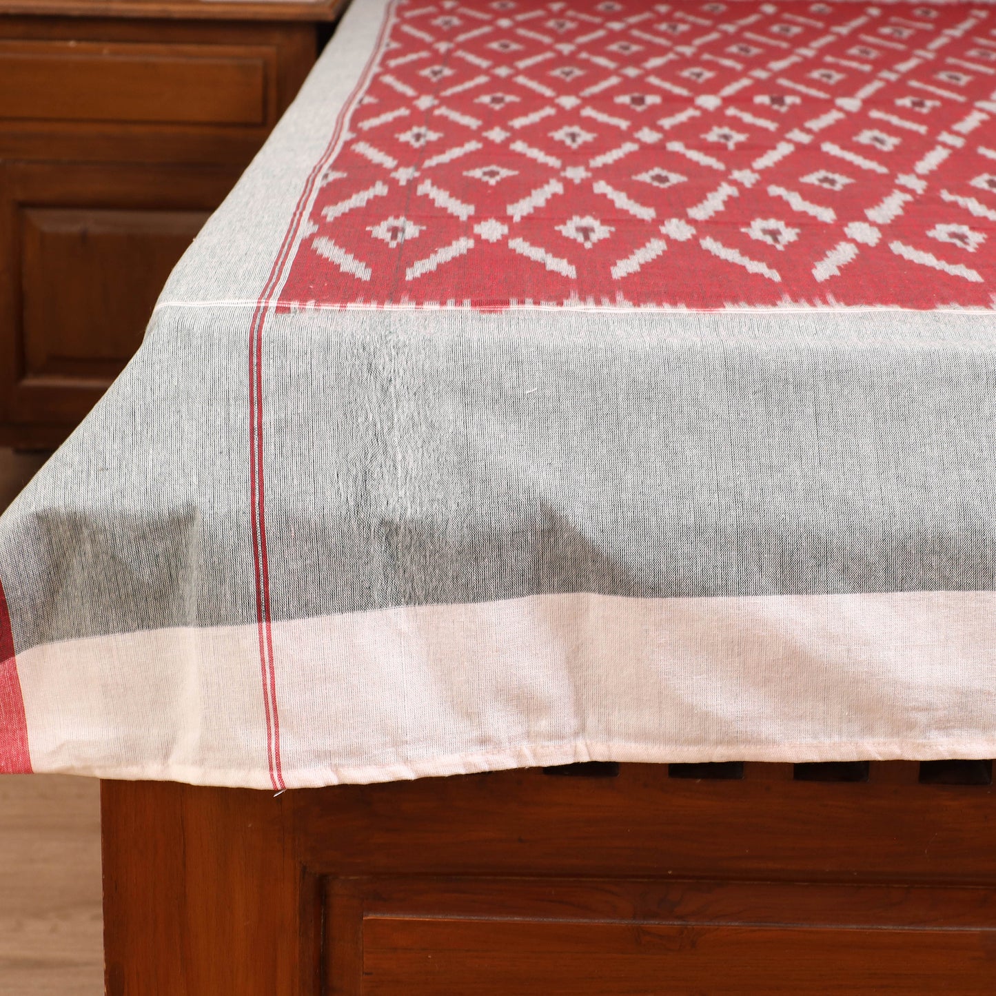 Pochampally Ikat Weave Cotton Single Bedsheet (90 x 60 in) 11