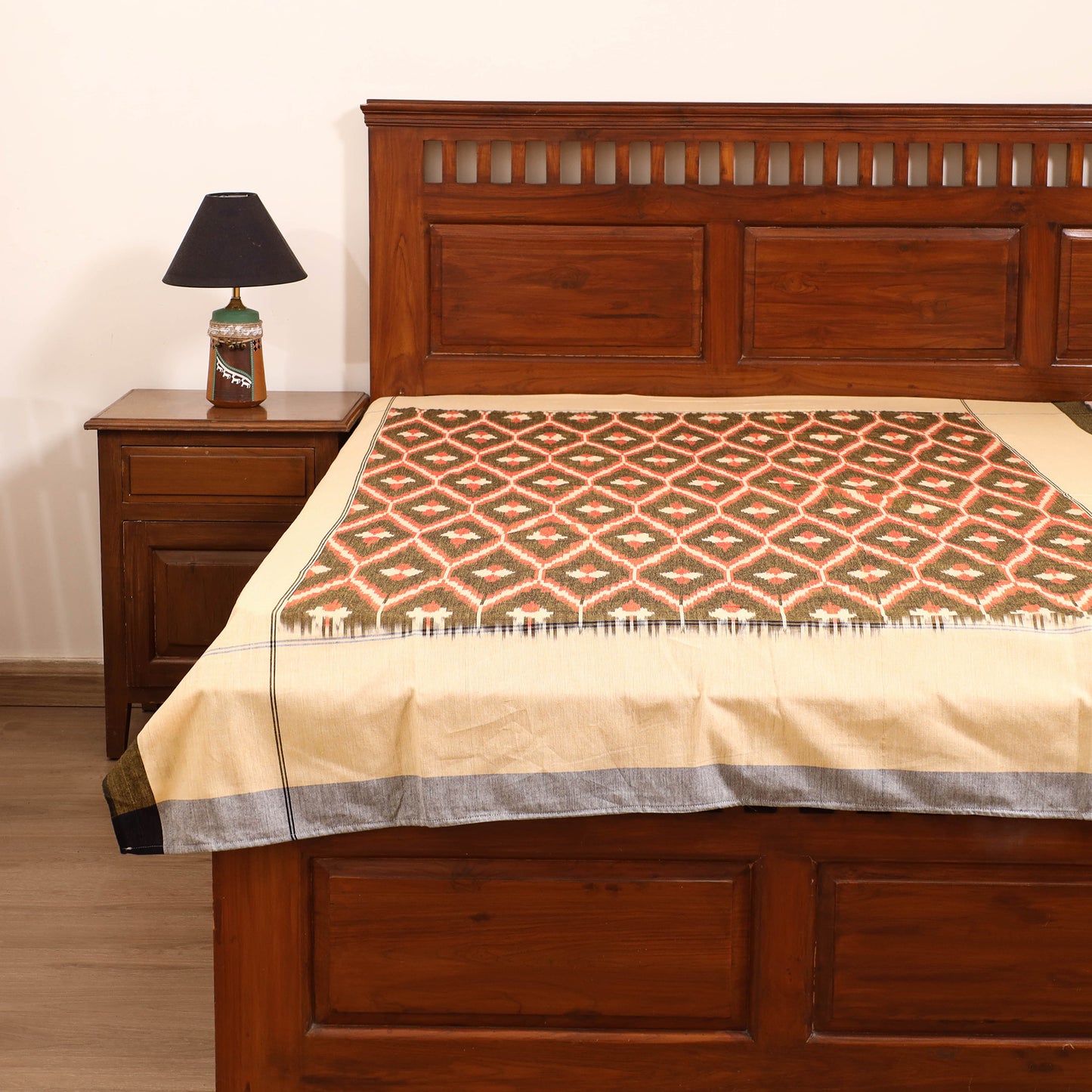 Pochampally Ikat Weave Cotton Single Bedsheet (90 x 60 in) 12