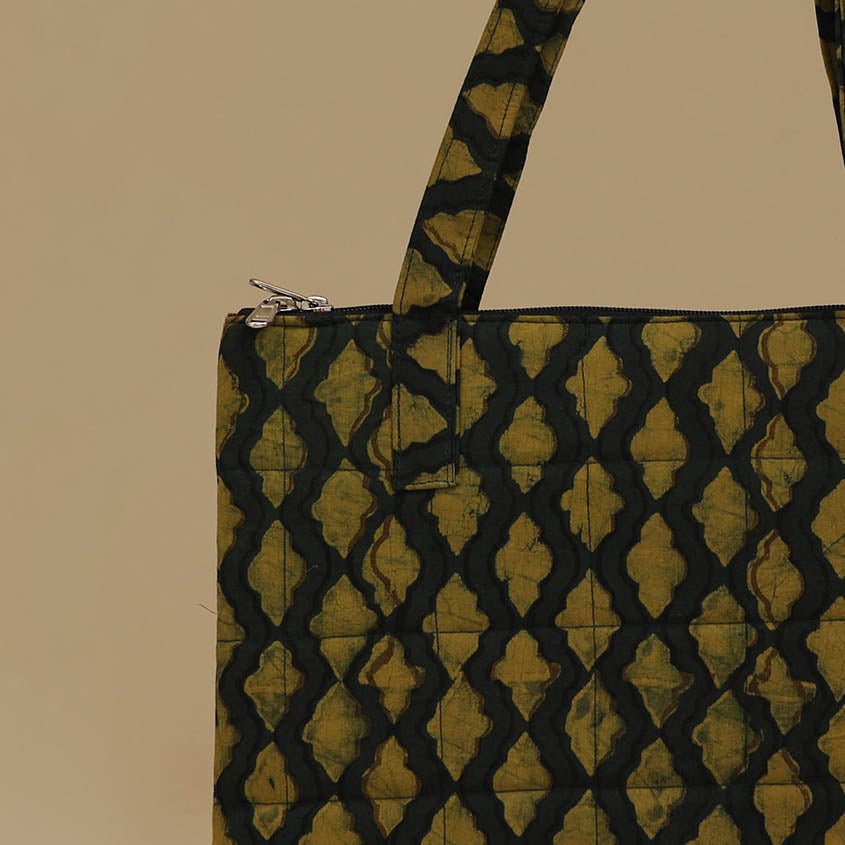 Handcrafted Cotton Quilted Handbag 09