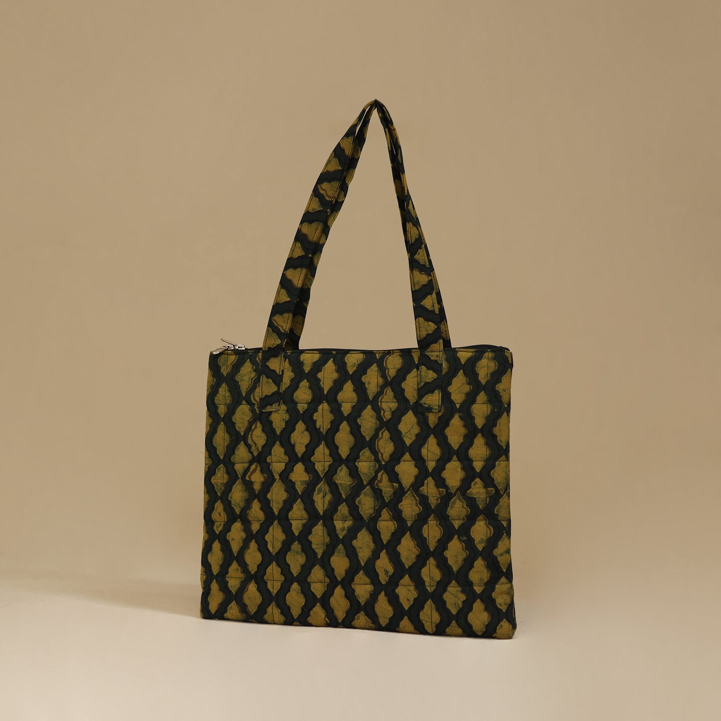 Handcrafted Cotton Quilted Handbag 09