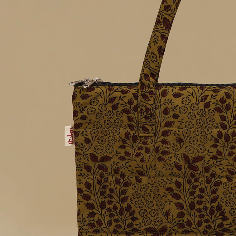 Handcrafted Cotton Quilted Handbag 03