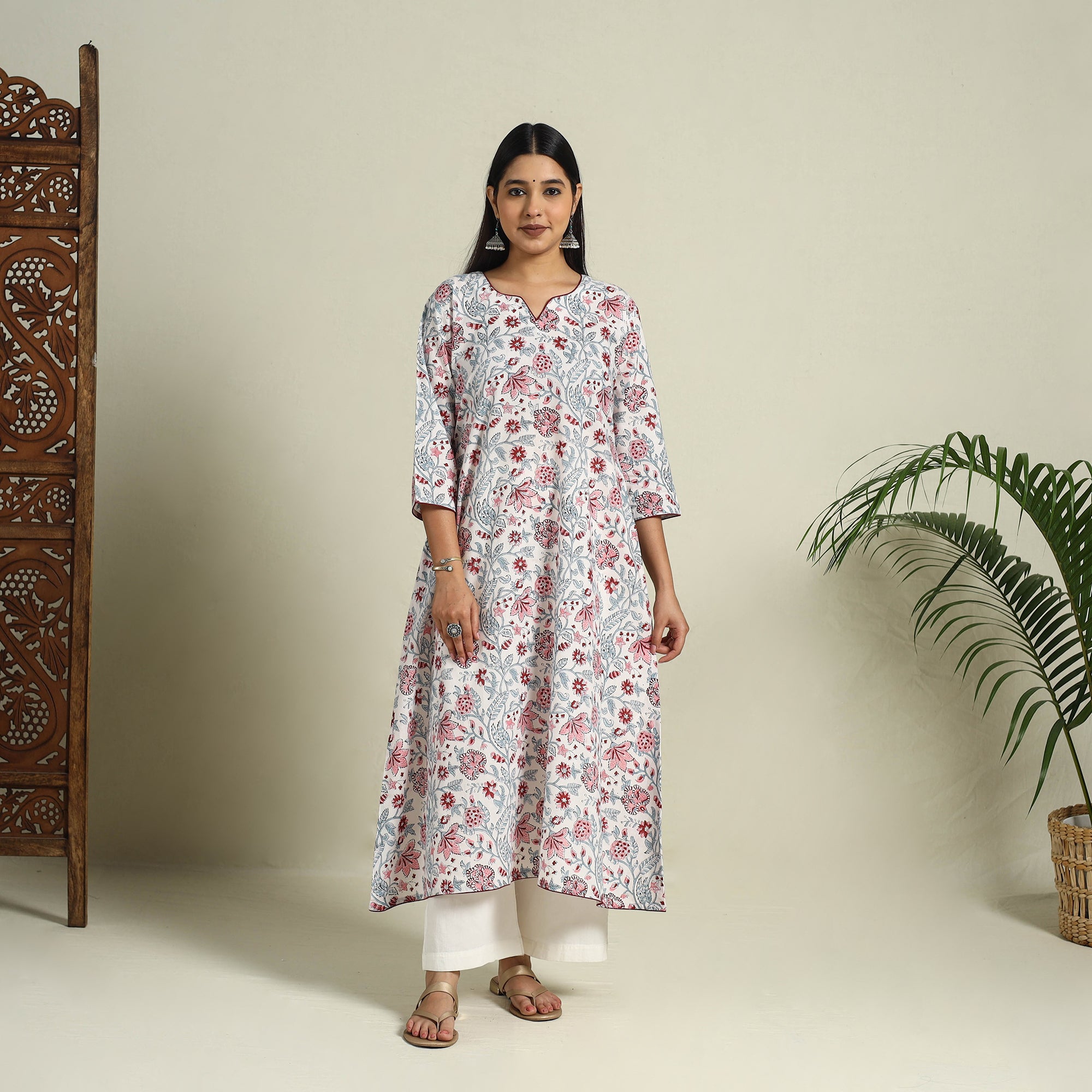 White - Block Print Cotton A-Line Sanganeri Kurta 05