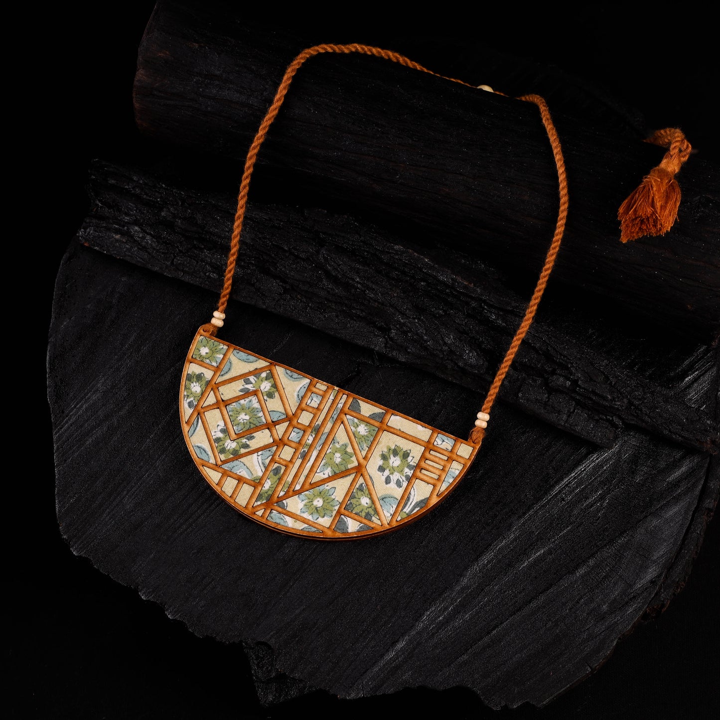 WHE Green Bloom Repurposed Floral Fabric & Wood Maze Necklace 11