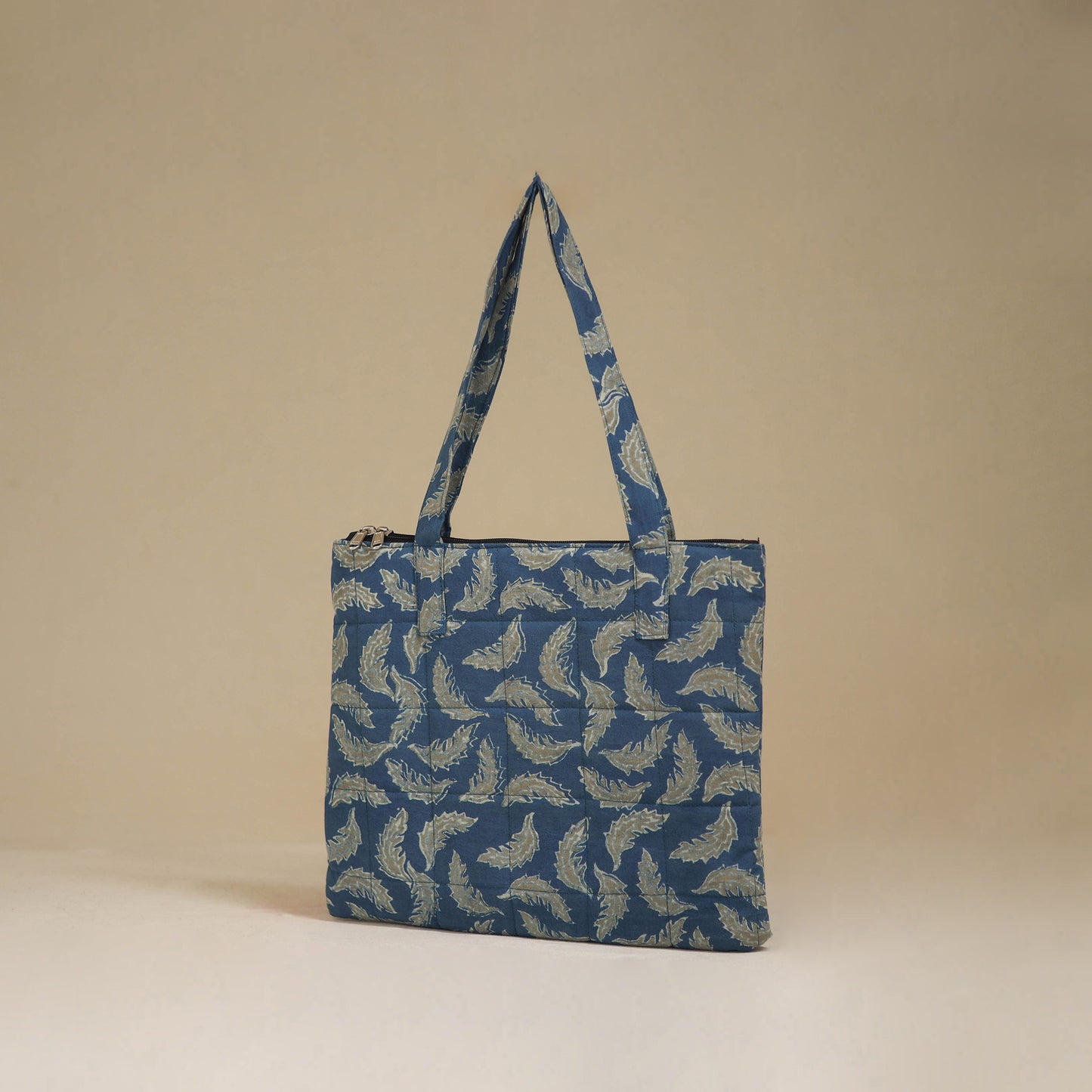Handcrafted Quilted Handbag 04