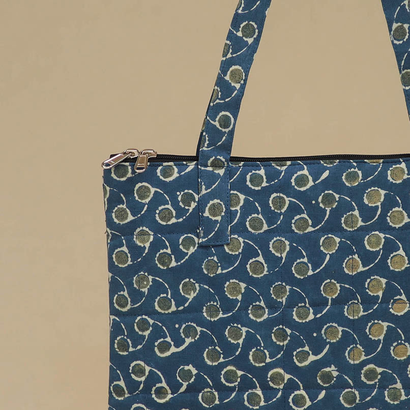 Handcrafted Quilted Handbag 09