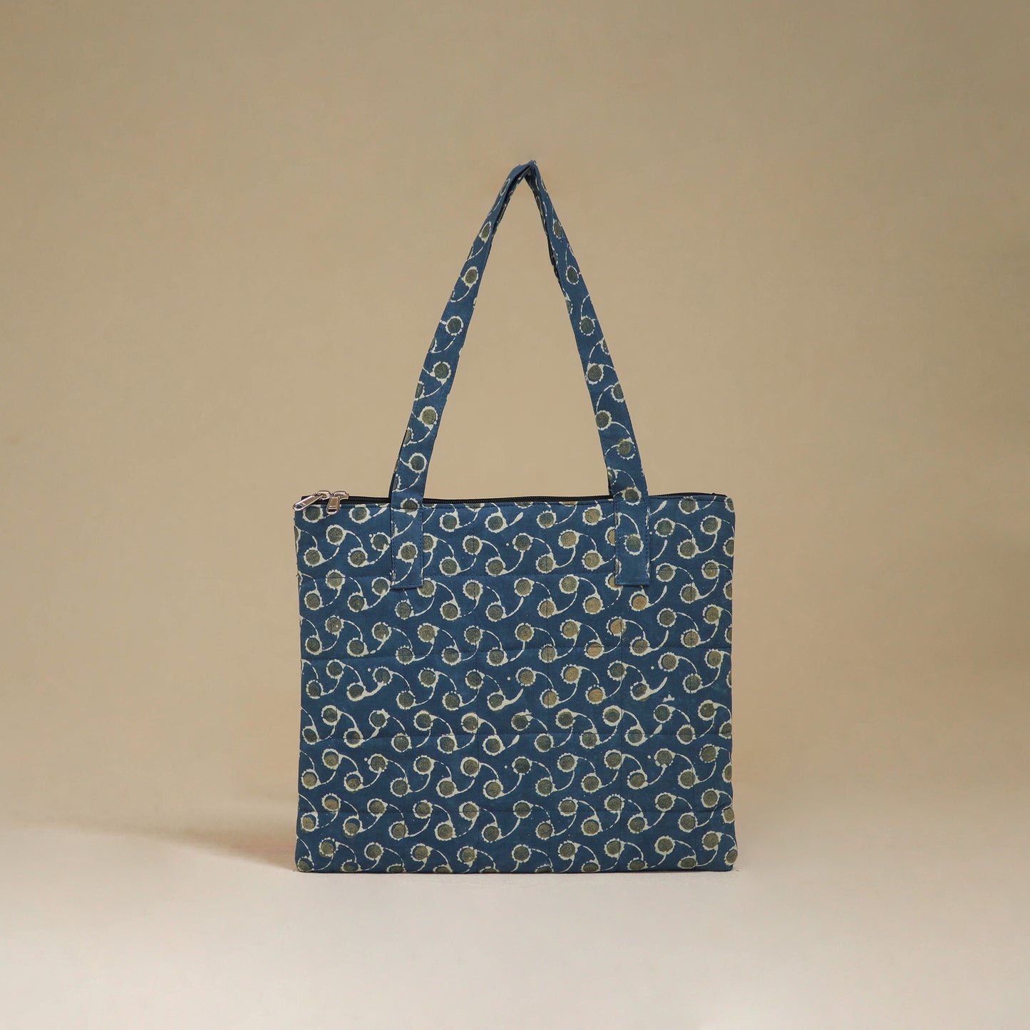Handcrafted Quilted Handbag 09