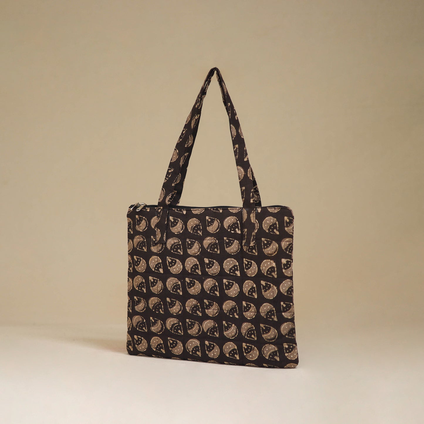 Handcrafted Quilted Handbag 10