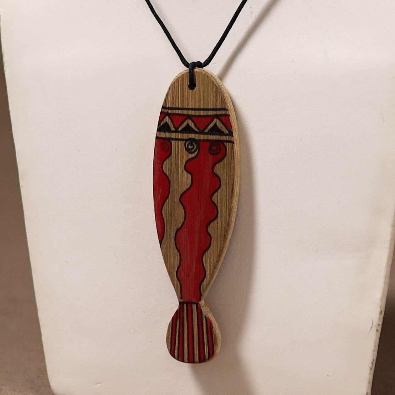 Kerala Mural Handpainted Bamboo Fish Necklace 152