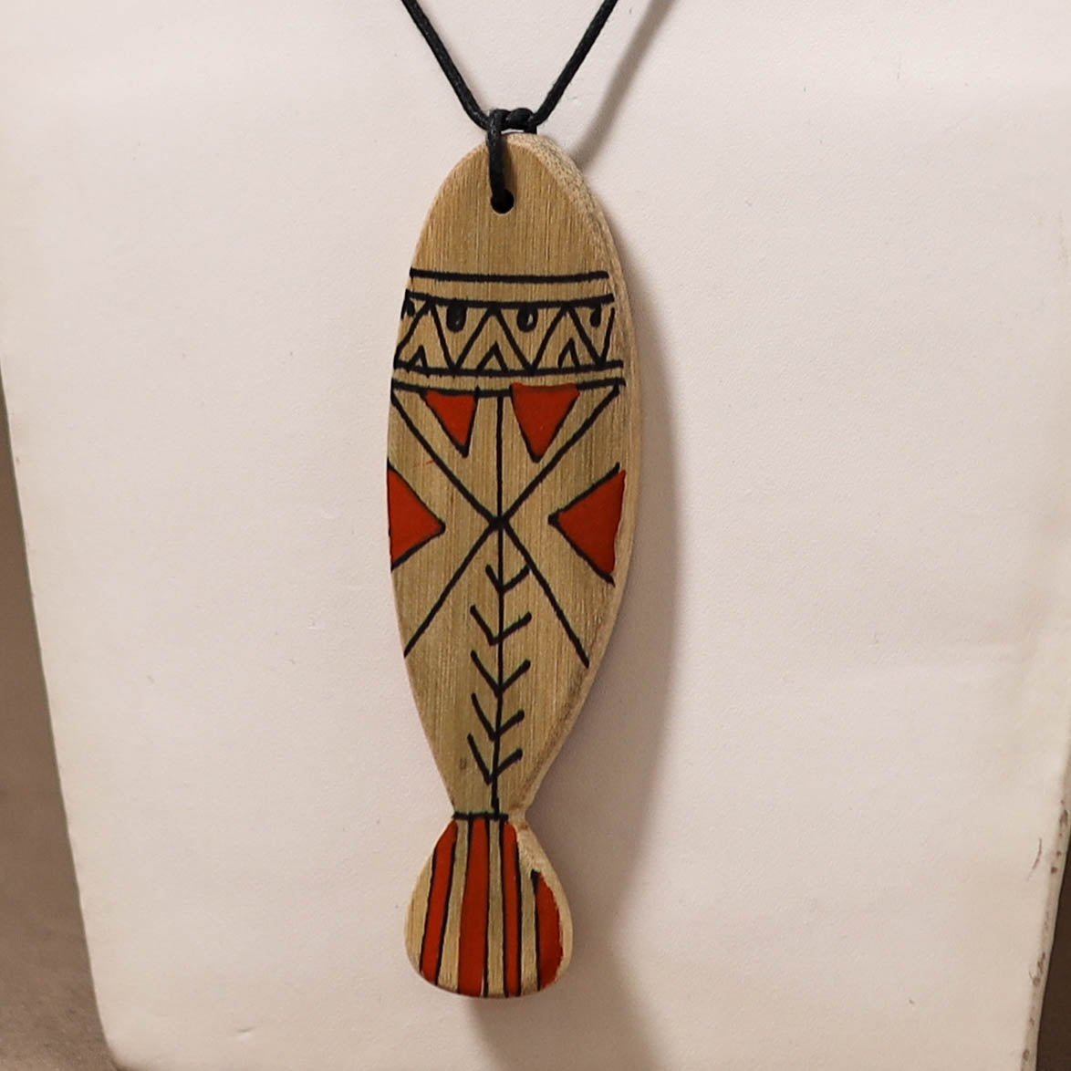 Kerala Mural Handpainted Bamboo Fish Necklace 153