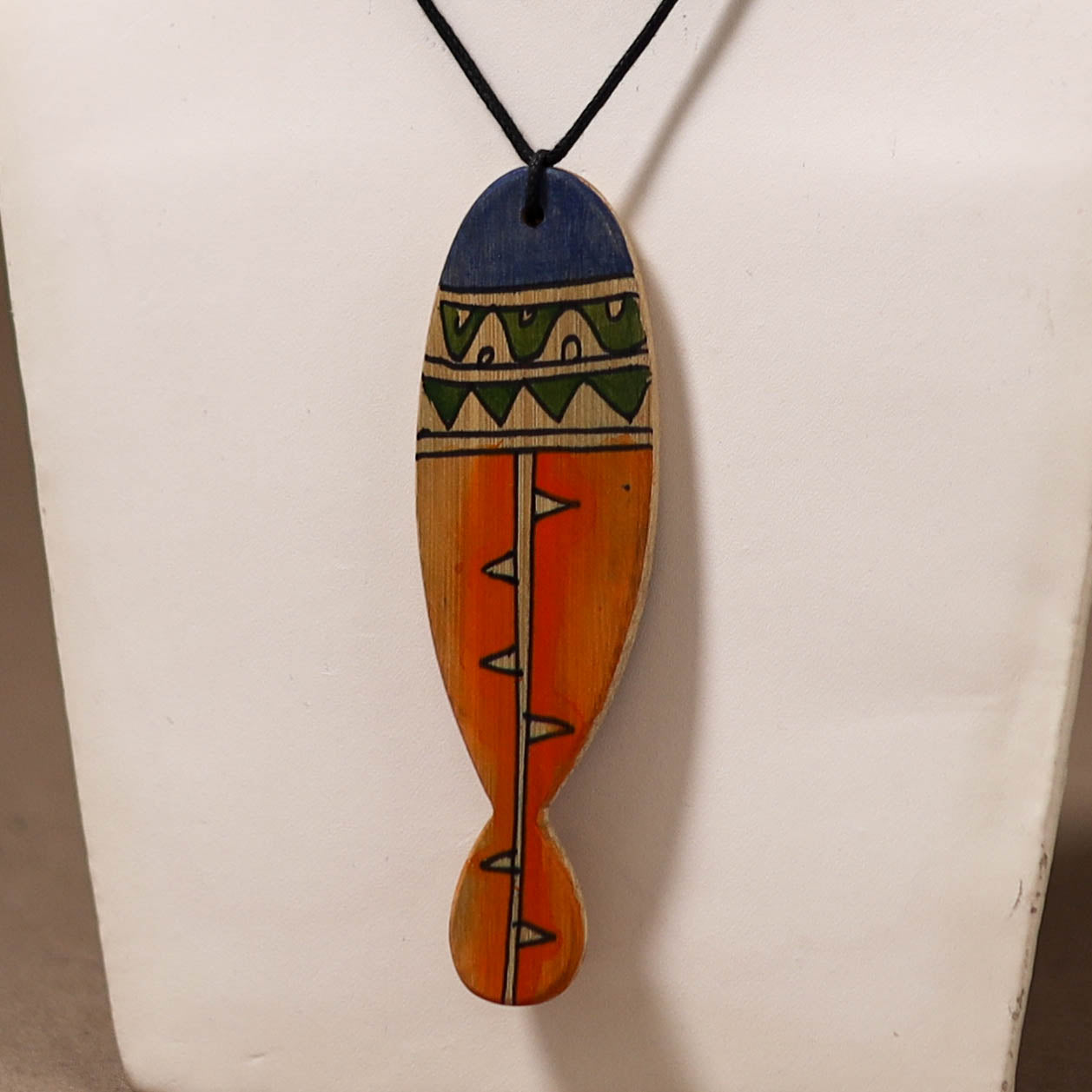 Kerala Mural Handpainted Bamboo Fish Necklace 154