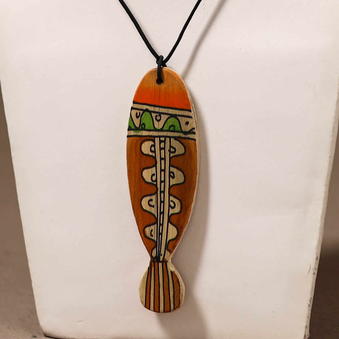 Kerala Mural Handpainted Bamboo Fish Necklace 155
