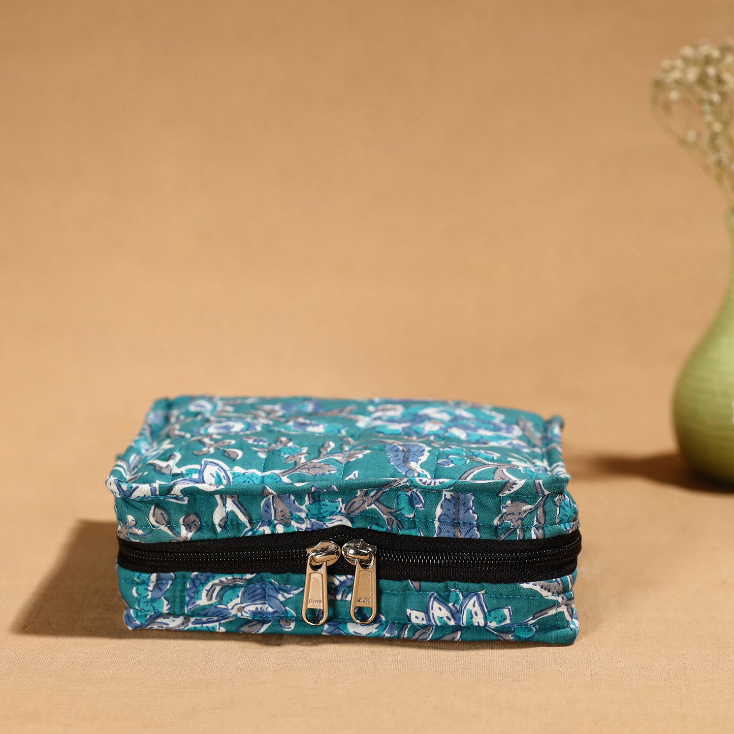 Green Handmade 4 Pockets Cotton Jewelry Bag 01